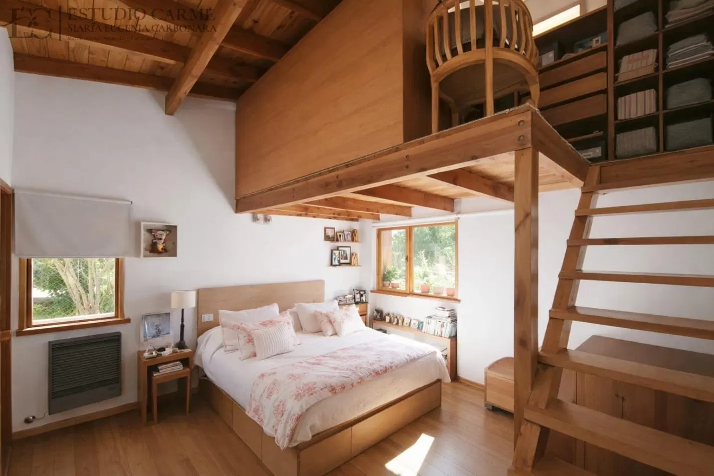 Casa 6 ambientes - con vista al lago amplio jardin con riego quincho deck  venta en Bariloche 4