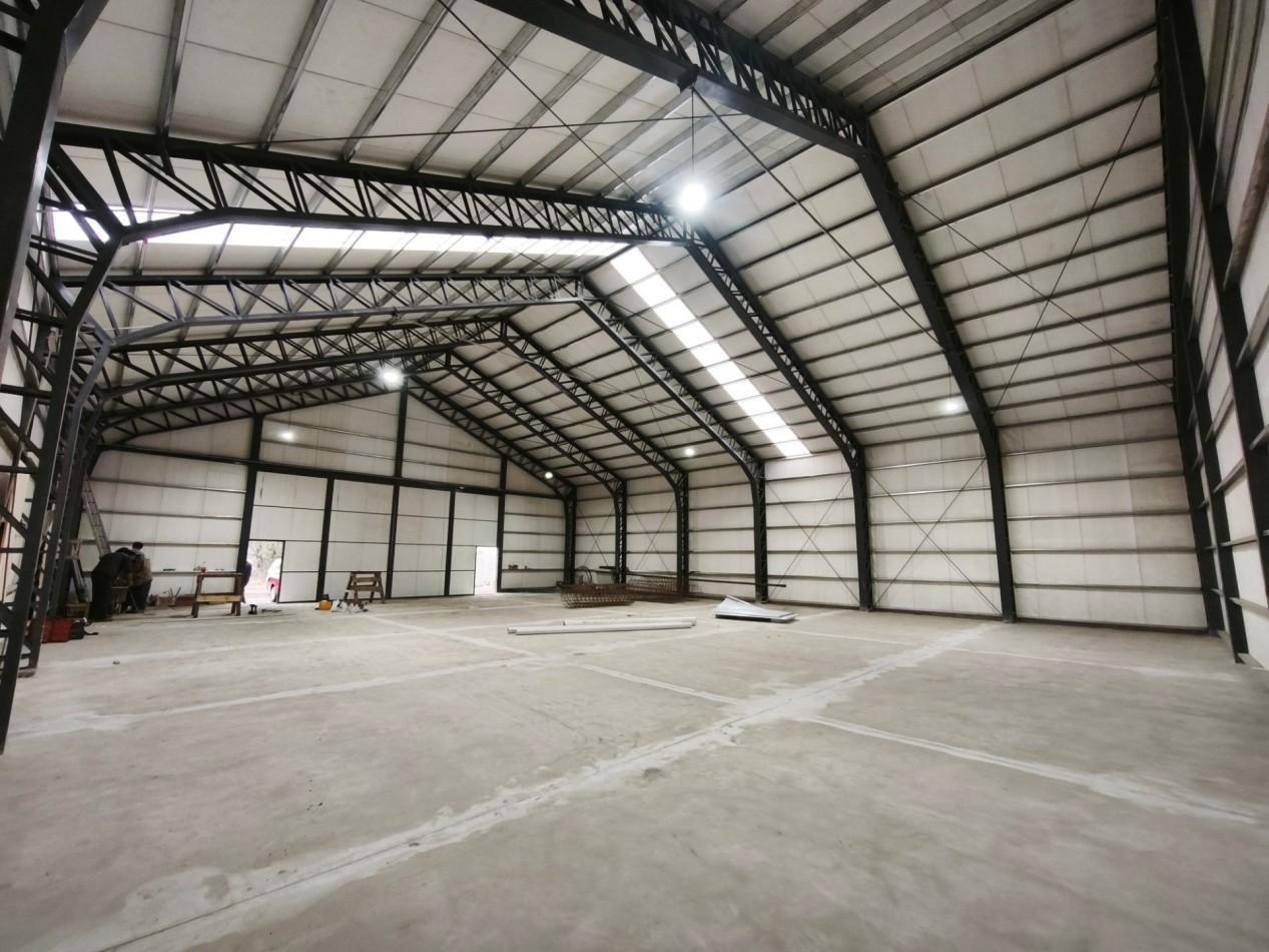 Foto de Galpon en venta deposito ideal logistica con dos oficinas y dos baños, imagen 1