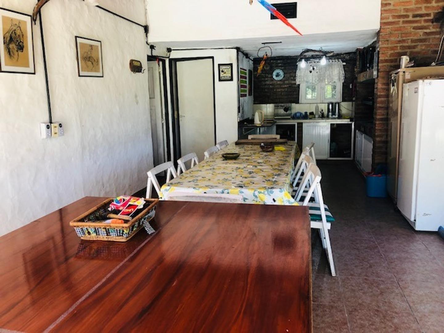 Foto de VENTA: Casa quinta de 4 amb. barrio los Ombues C/PILETA, imagen 2