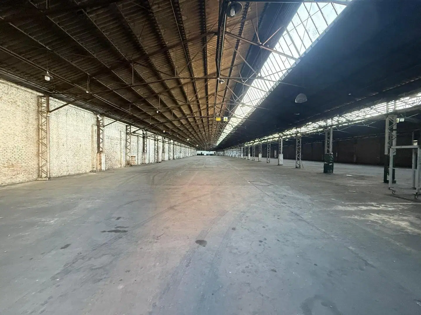 Galpón en alquiler 11000 metros en V Alsina Lanús 3