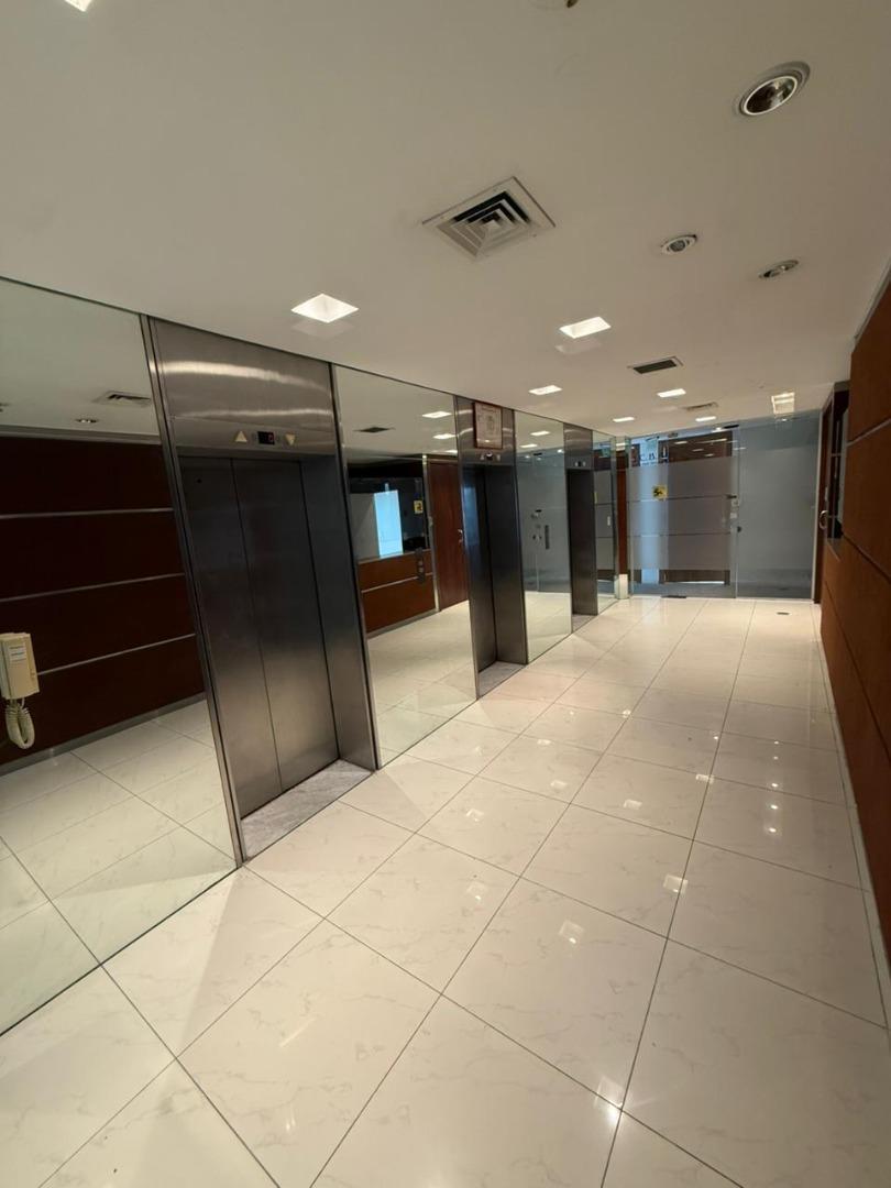 Foto de Piso completo de oficina total 430 mts 2 y 4 cocheras, imagen 2