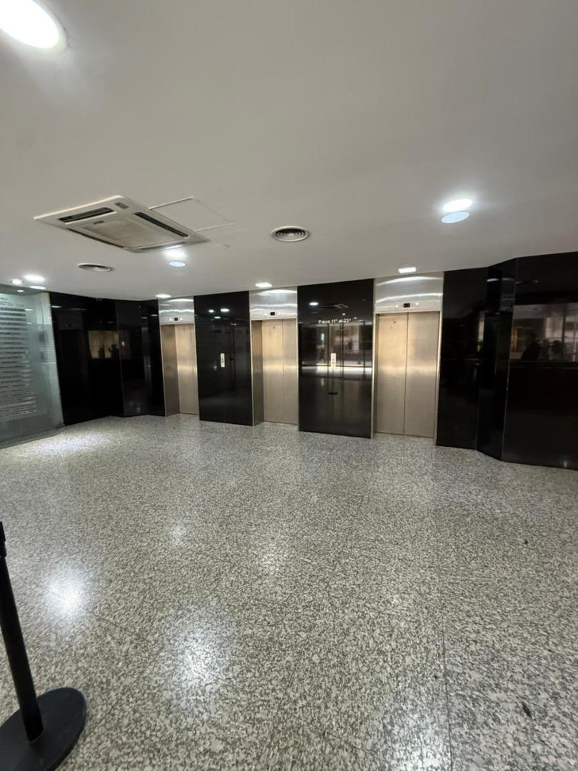 Foto de Piso completo de oficina total 430 mts 2 y 4 cocheras, imagen 3