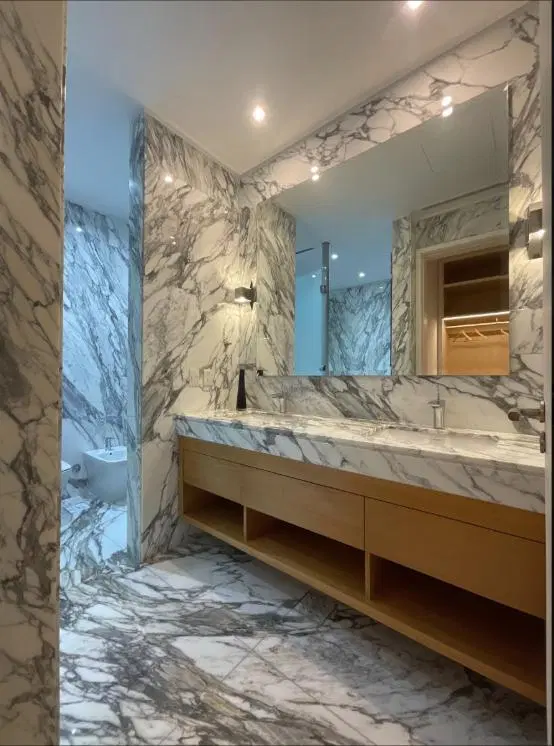 VENTA, ALVEAR TOWER, PUERTO MADERO, 2 AMBIENTES C/COCHERA 4
