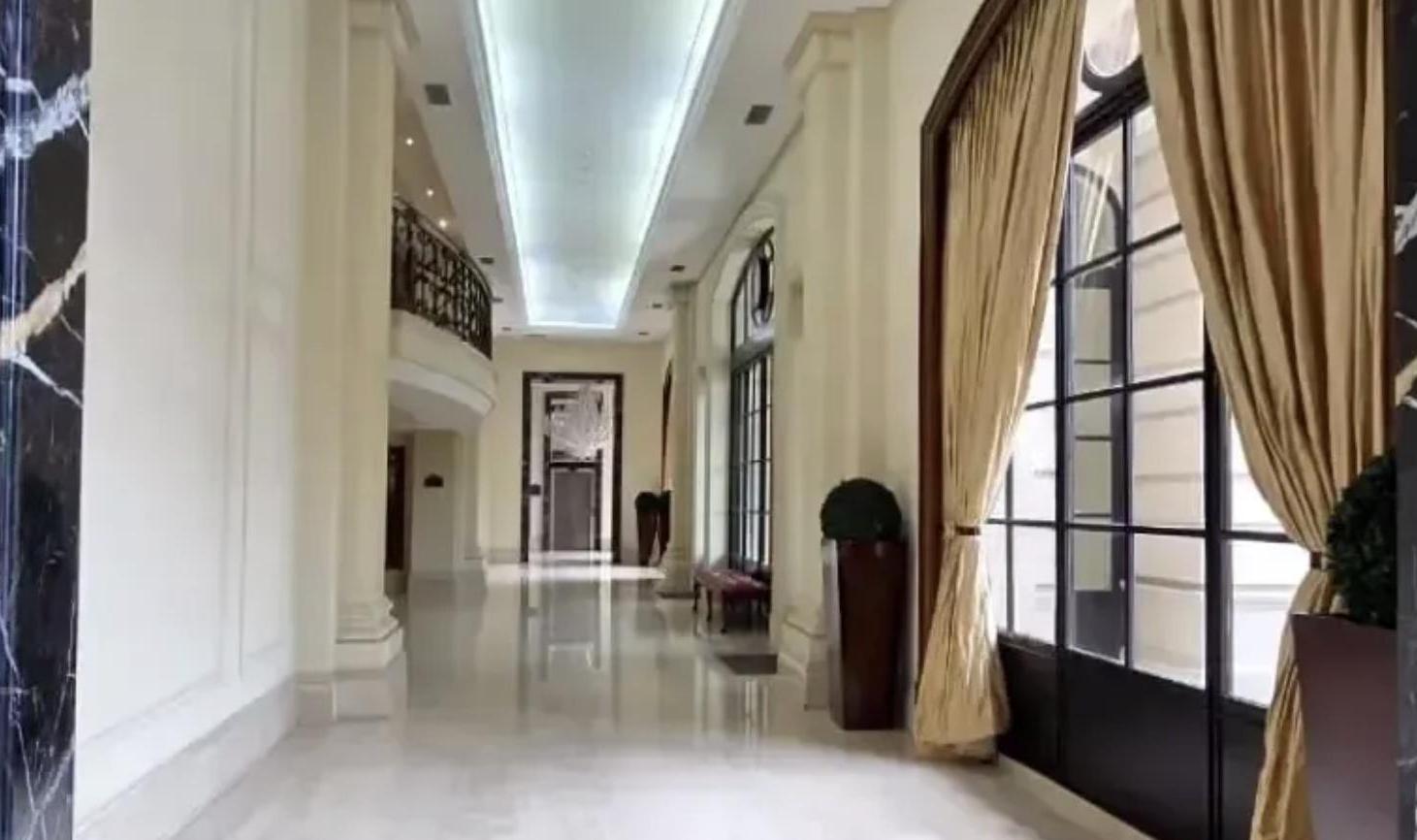 Foto de CHATEAU, PUERTO MADERO, 2 AMBIENTES C/COCHERA, imagen 2