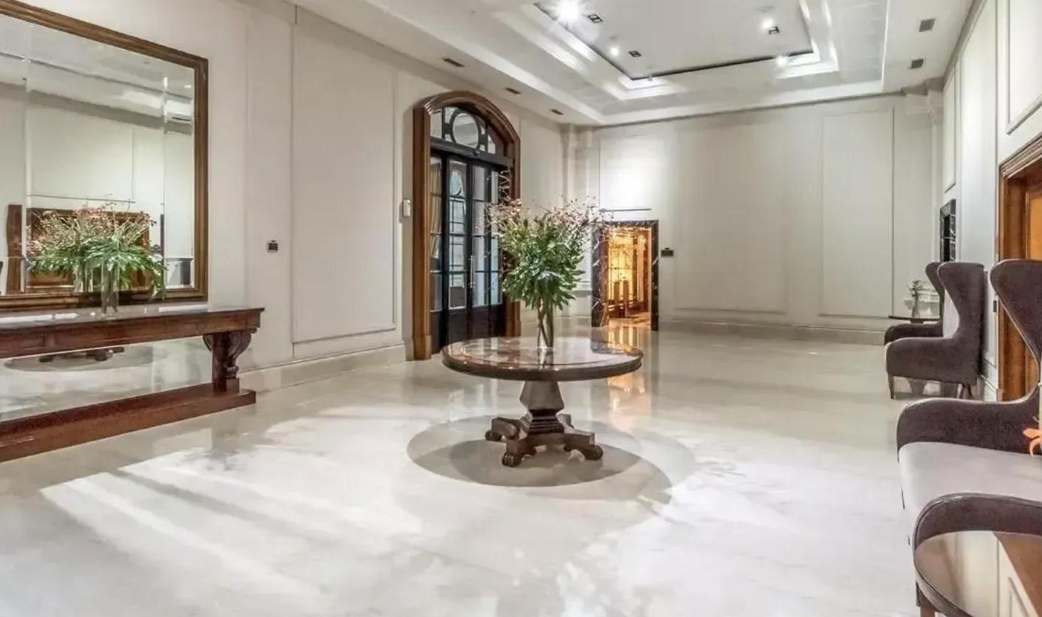 Foto de CHATEAU, PUERTO MADERO, 2 AMBIENTES C/COCHERA, imagen 1