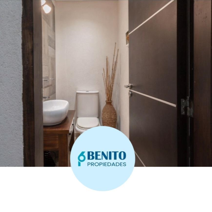 Casa en Venta en Costa Esmeralda. 5