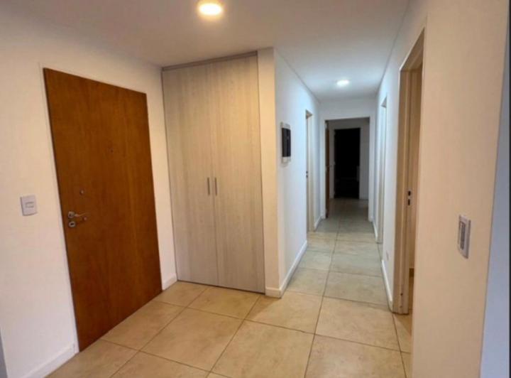 3 ambientes en Condominio San Francisco. En venta. 4