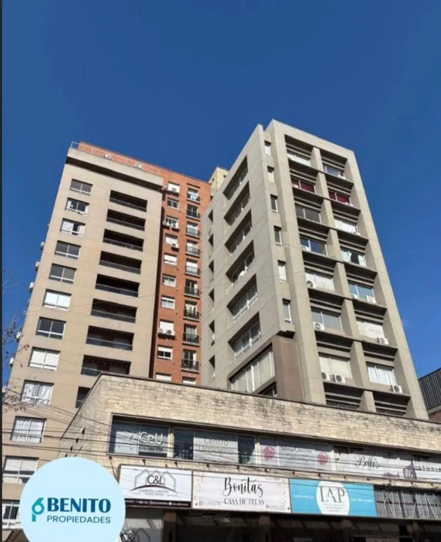 3 ambientes con cochera en alquiler. Punto Urbano. 3