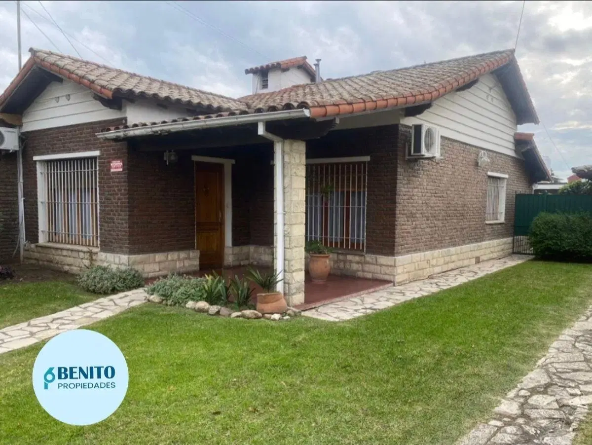 Chalet en venta. San Miguel. 3