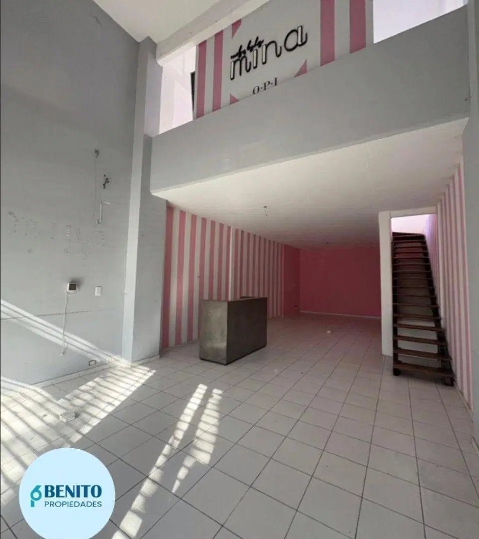Local comercial en alquiler en Muñiz. 5