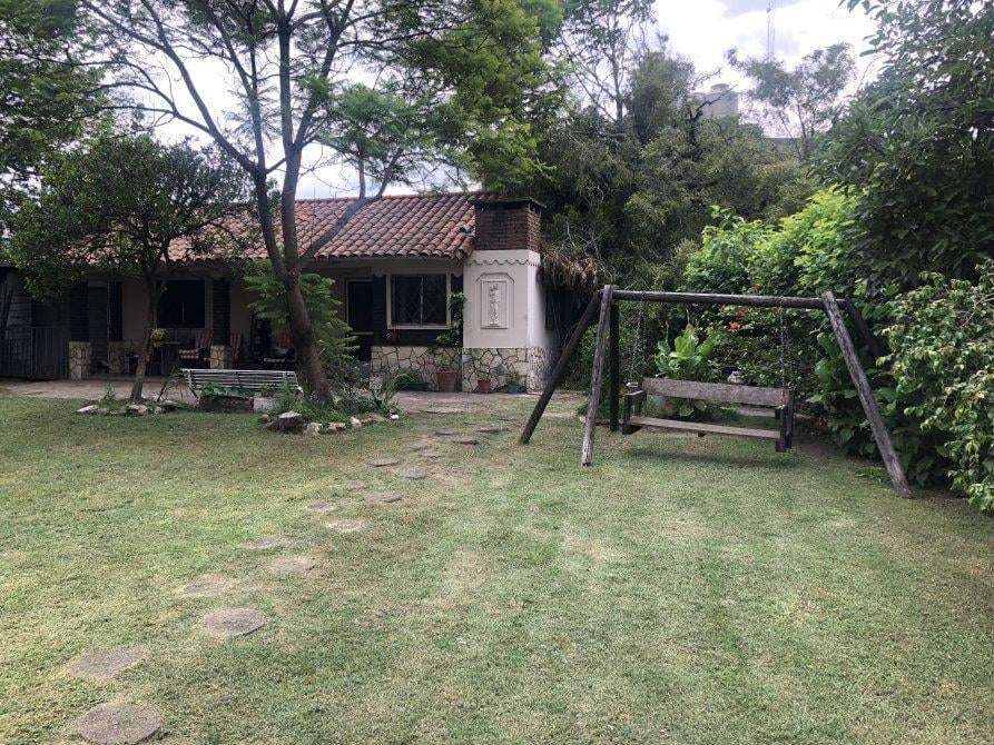 Casa Venta 4 Ambientes Luis Guillón, dos casas