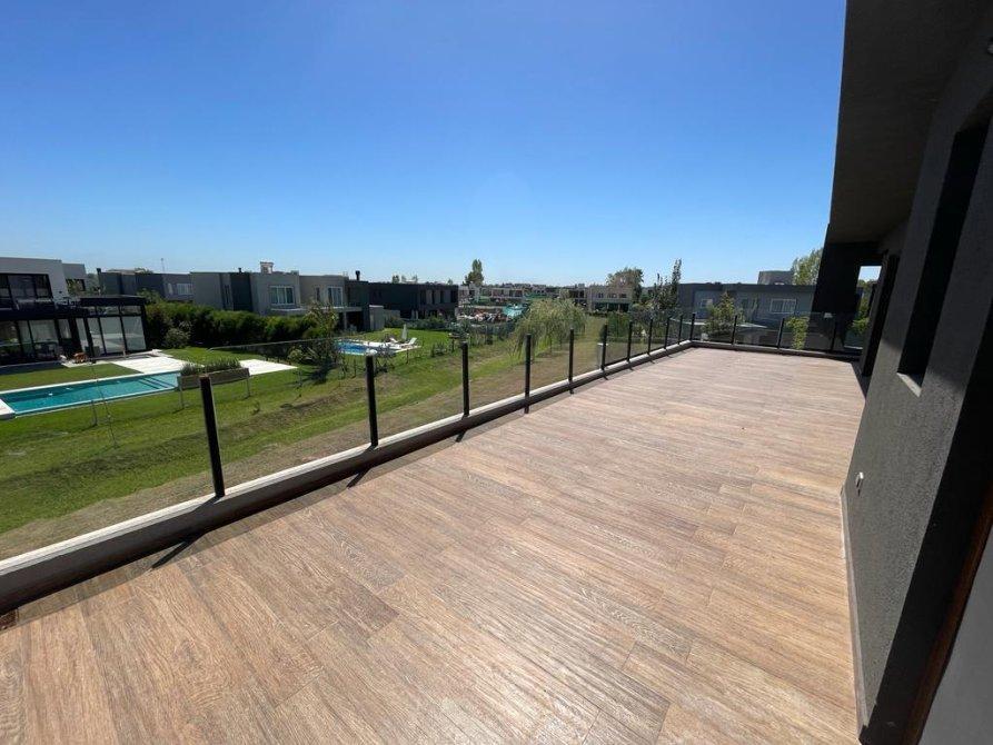 Casa Venta en Terralagos Canning