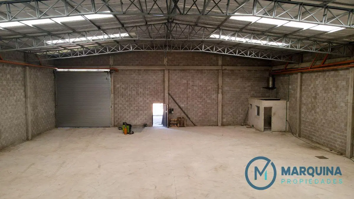 Venta Galpon Deposito 600 m2 Monte Grande 1