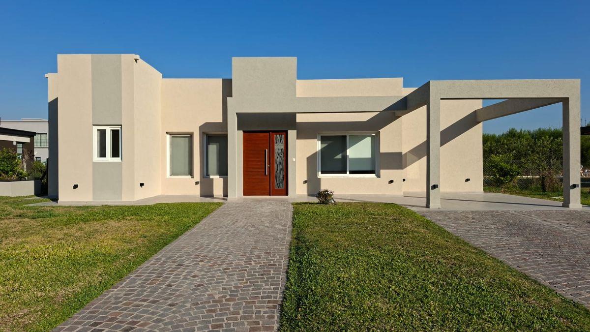 Foto de Casa en venta en Santa Ines Canning- Financiada, imagen 1