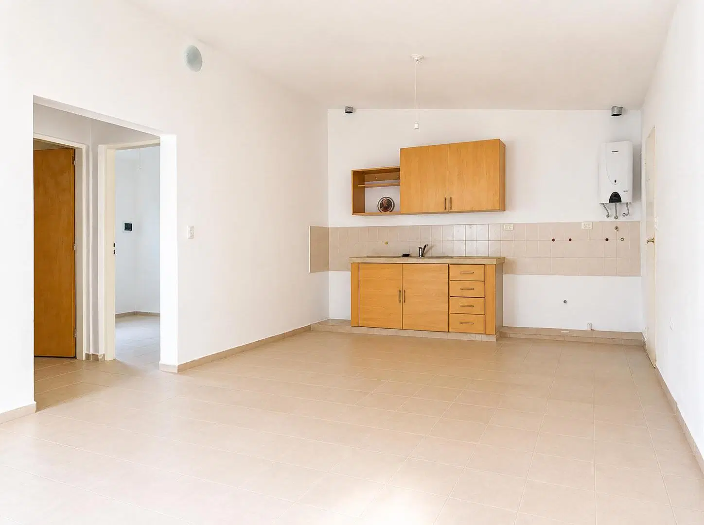 Unquillo Alquiler Casa 1 dormitorio con patio 2