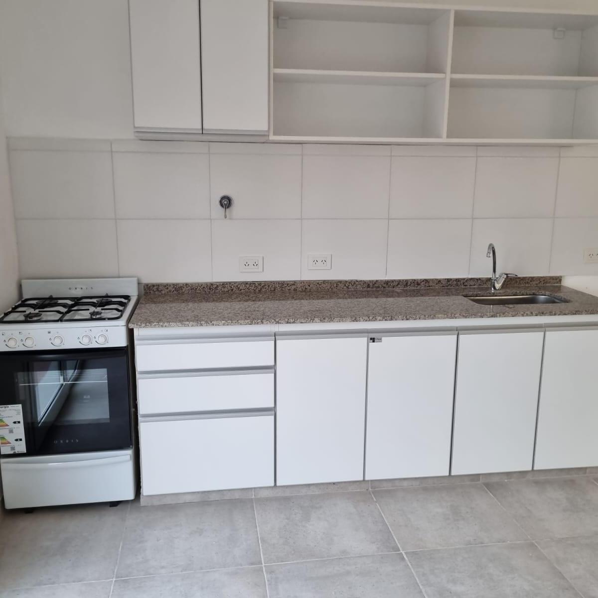 Comodoro Rivadavia, Chubut. Dúplex 3 Ambientes, Pleno Centro. a Estrenar. 2