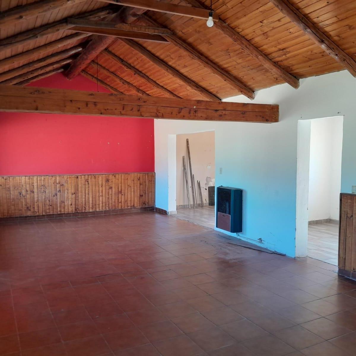 Foto de Venta local comercial y monoambiente. Cholila, Chubut., imagen 5
