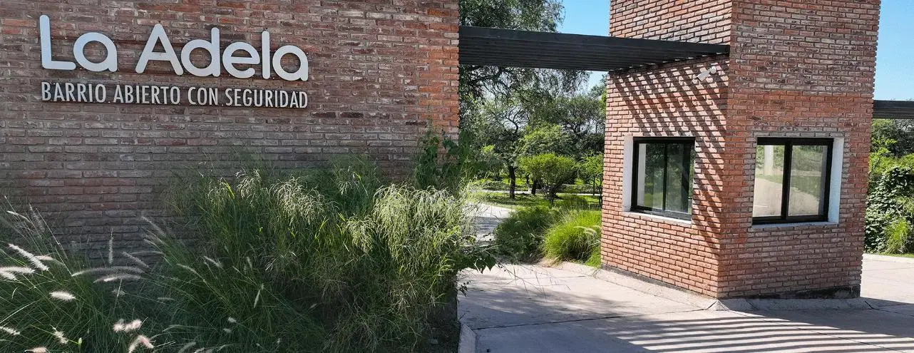 Terreno en  La Adela Unquillo 636 mts - Con escritura y servicios!! 2