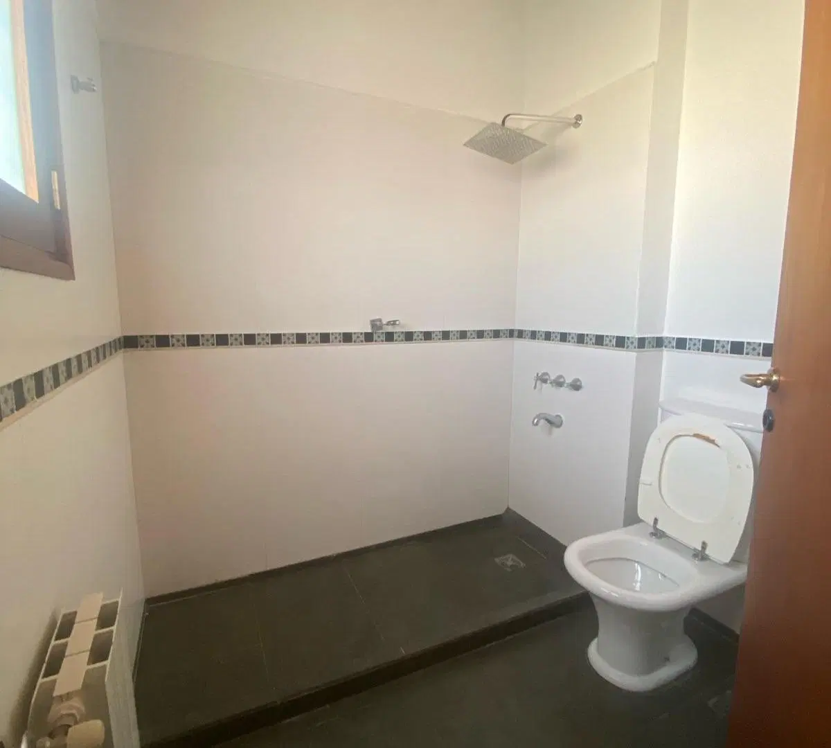 Casa en ALQUILER - Cerro De Las Rosas 4