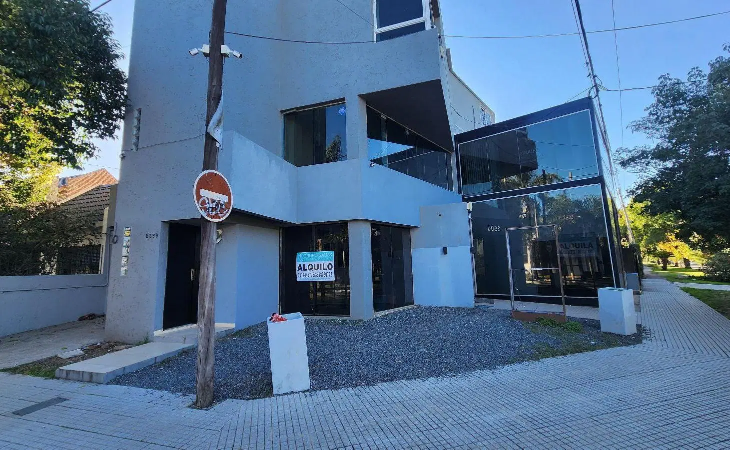IMPORTANTE Local Comercial en ALQUILER 3