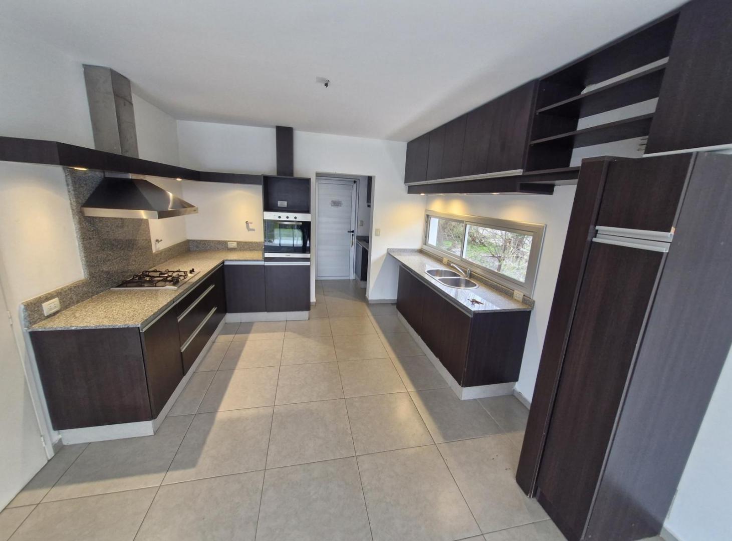 Foto de ALQUILER - LA RUFINA -CASA 4 DORM - EXCELENTE VISTA, imagen 5