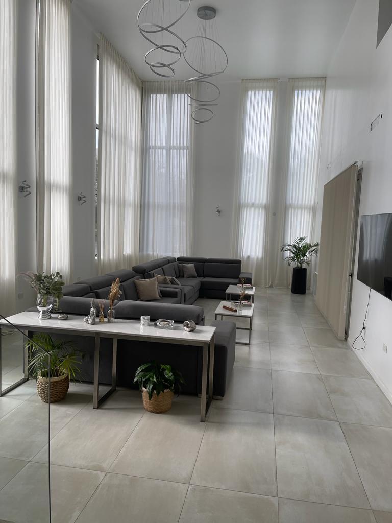 Casa en Venta B Urca Country Barrancas - 4 Dorm. - Propiedad de Categoría a Estrenar 1