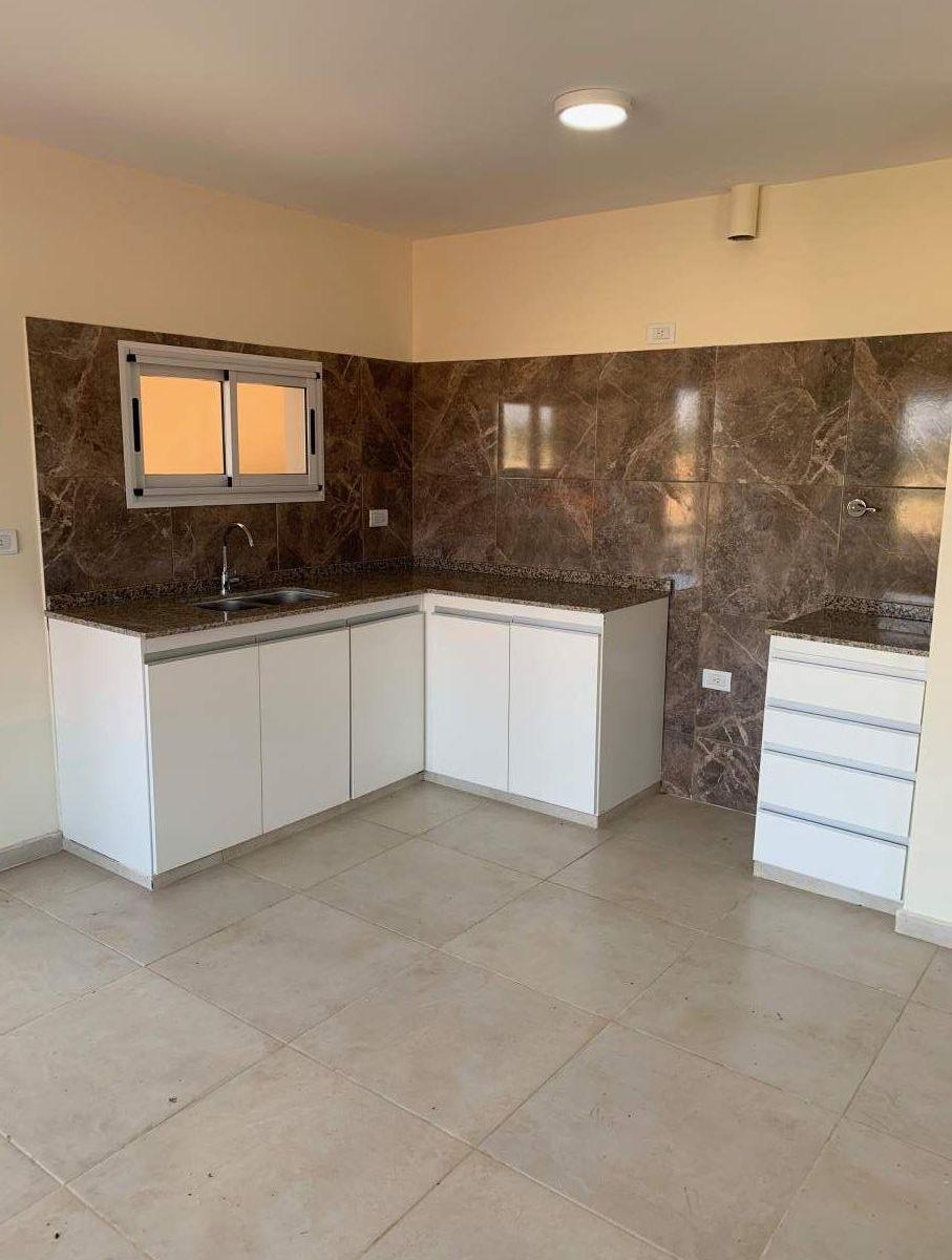 Foto de CASA EN VENTA- VILLA DEL TOTORAL, imagen 2