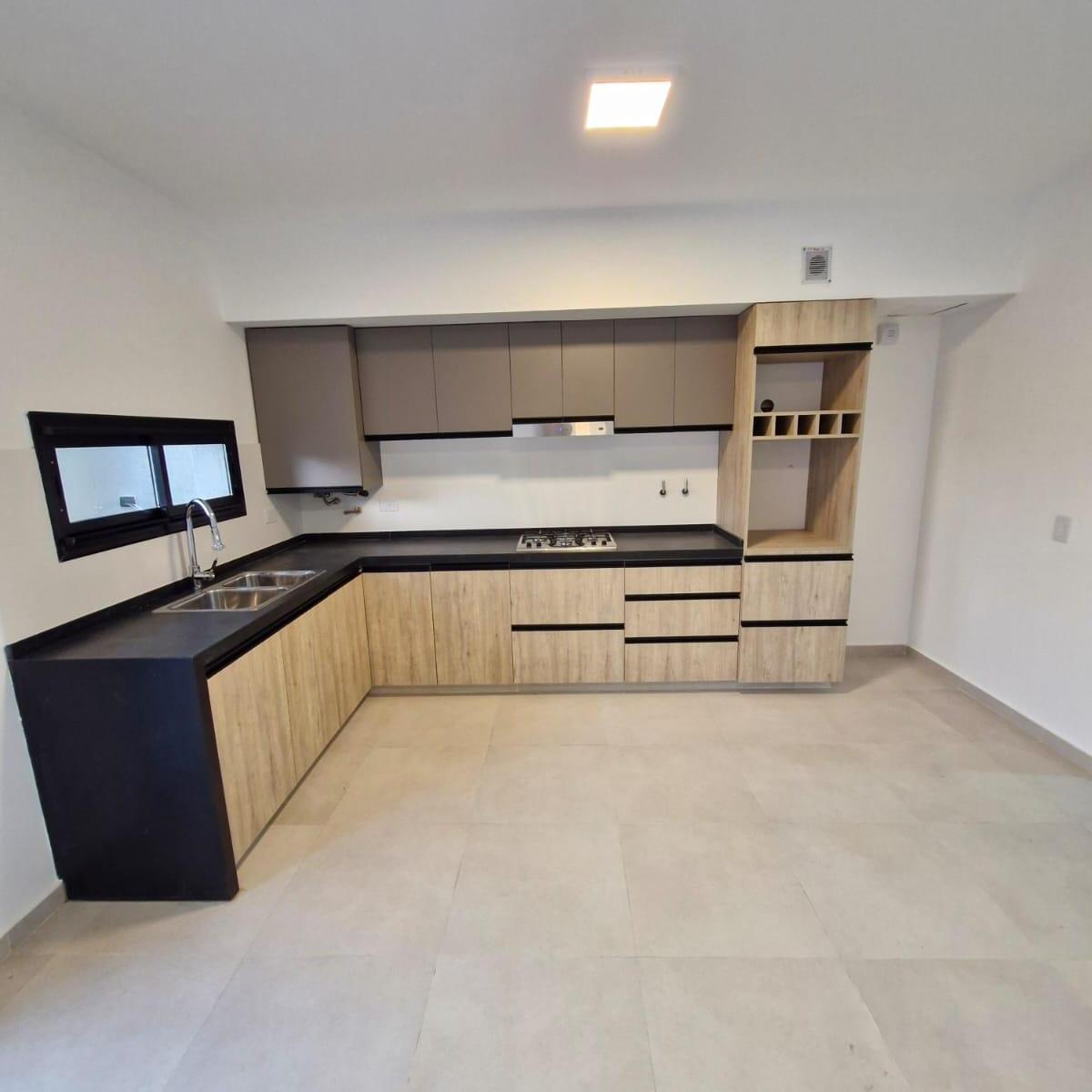 Foto de DUPLEX EN VENTA DOCTA 3 DORMITORIOS CON COCHERA, imagen 3