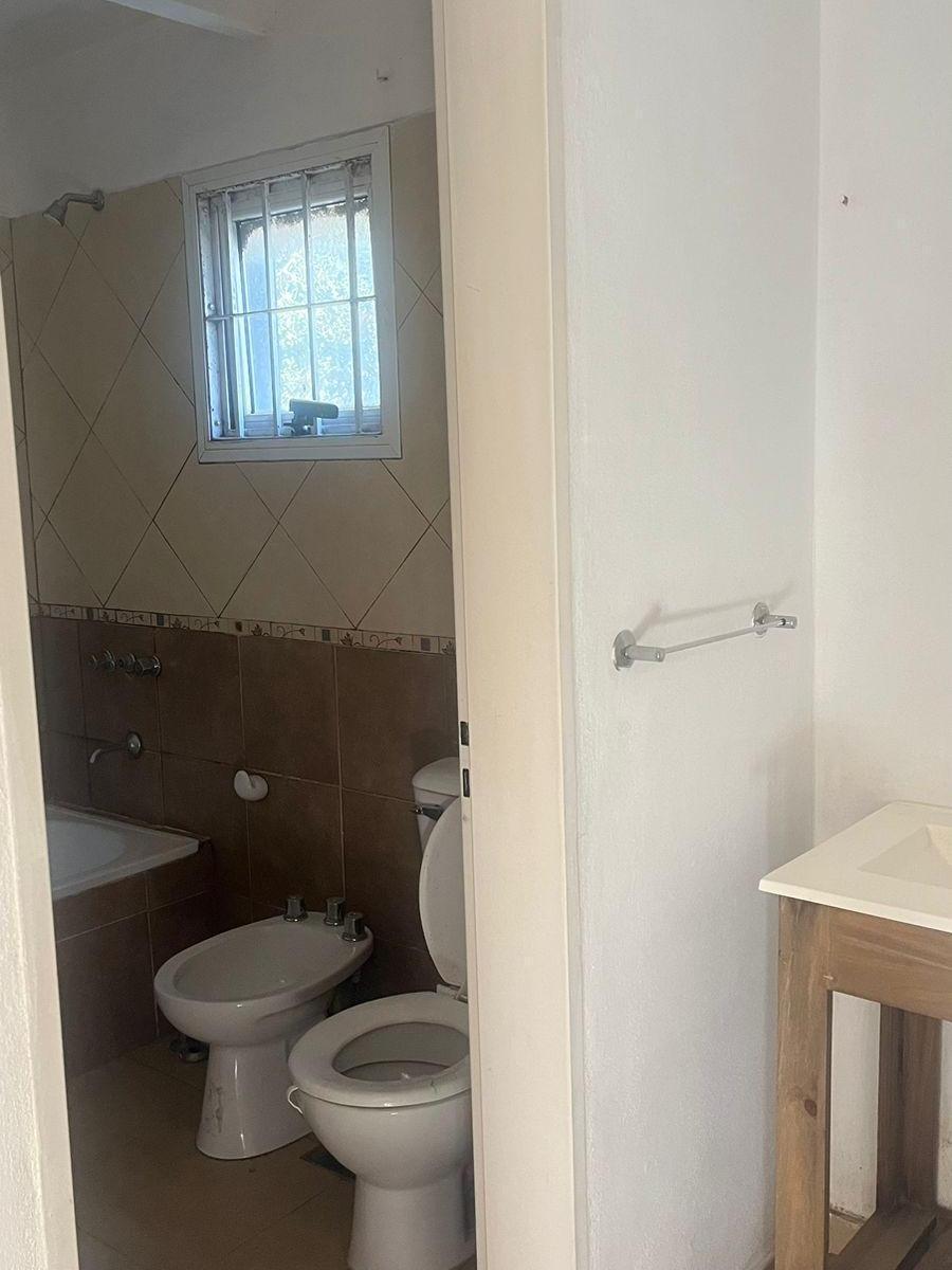 Villa Allende - Duplex 3 Dormis, 2baños, cochera 1