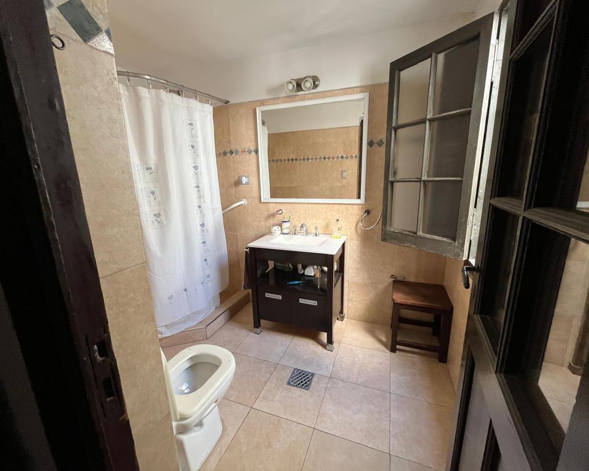 Av San Martin - Villa Allende, 5 Dorm. Pileta, Cochera Para 3 Autos 3