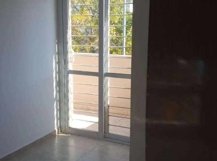 DUPLEX 3 DORMITORIOS - EXCELENTE UBICACION CALEFACCION- ABERT ALUMINIO- 4