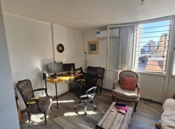 Alquiler  Monoblock Castro Barros Depto de 3 Dor. 2 baños 5