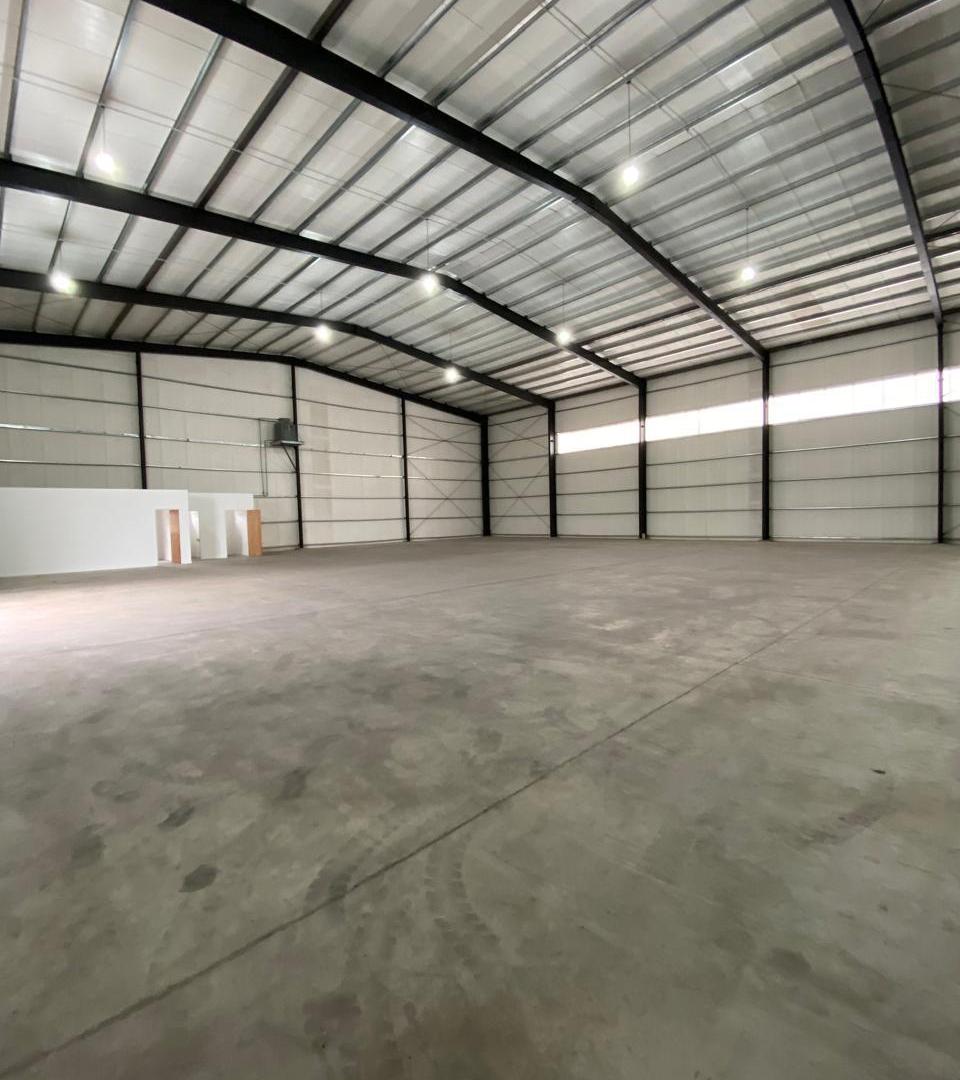 Foto de NAVE INDUSTRIAL EN VENTA EN POLO 52 800M2, imagen 3