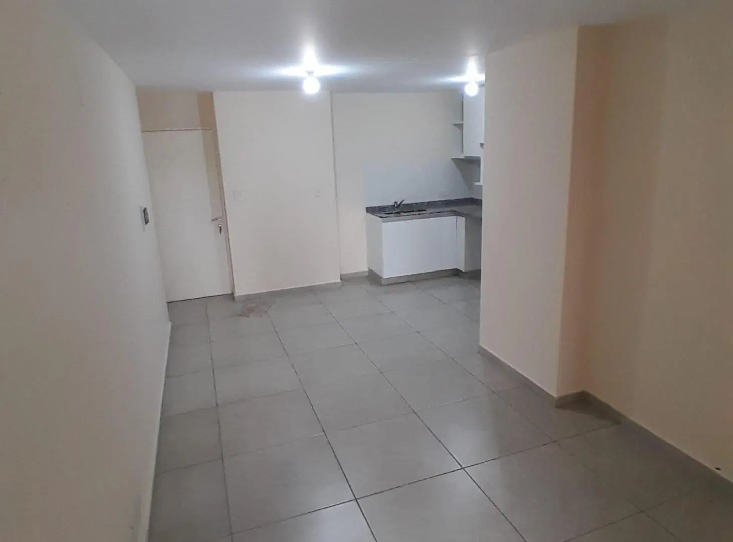 DEPARTAMENTO EN ALQUILER UN DORMITORIO SOBRE 27 DE ABRIL EXCELENTE UBICACION 4
