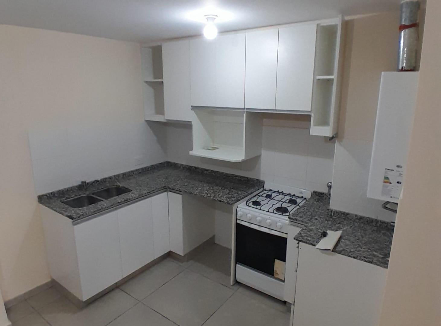 DEPARTAMENTO EN ALQUILER UN DORMITORIO SOBRE 27 DE ABRIL EXCELENTE UBICACION