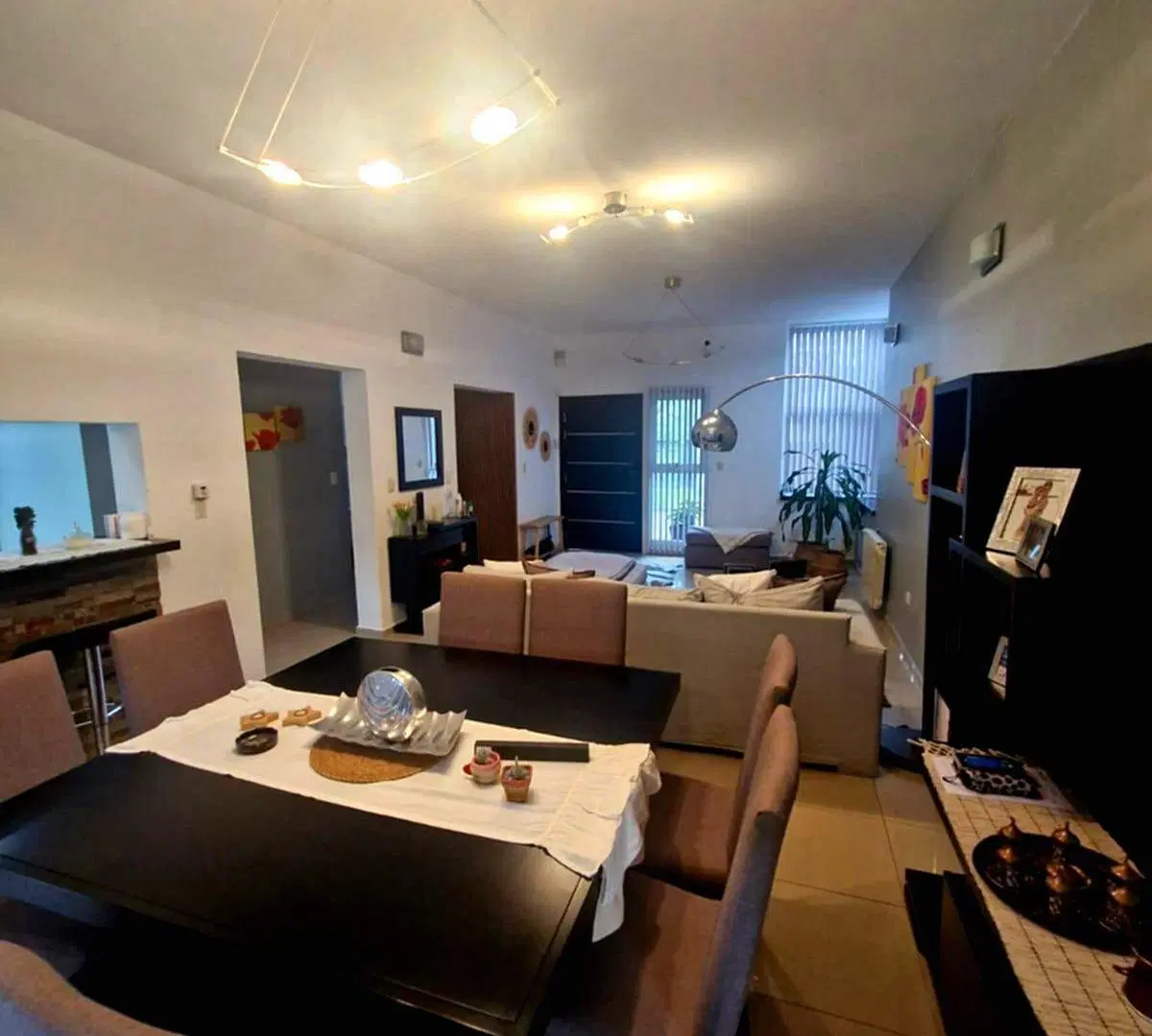 EXCELENTE CASA 3 DORM EN VALLE ESCONDIDO BARRIO EL BALCÓN CON PISCINA 5