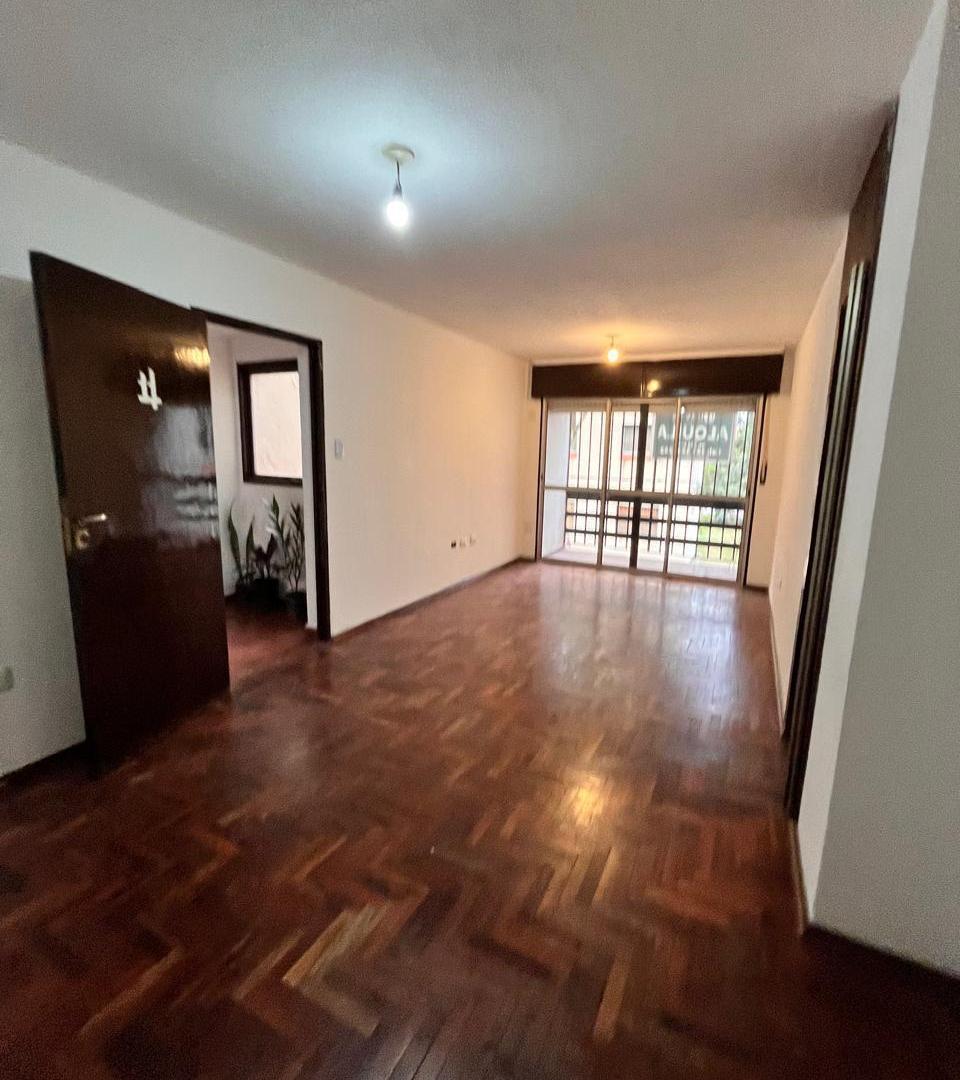 Foto de VENTA 3 DORM A MTS COLON Y SAGRADA FLIA TERRAZAS DEL CERRO CON COCHERA, imagen 4