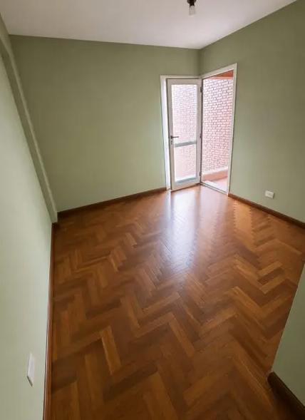 Foto de VENTA DEPARTAMENTO 1 DORMITORIO 5to PISO NVA CORDOBA, imagen 4