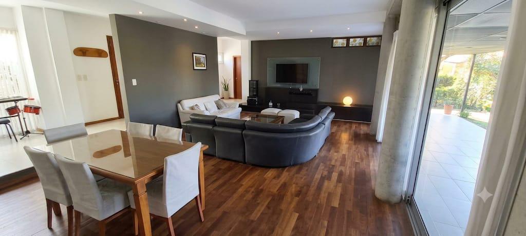 Foto de ALQUILER CASA AMOBLADA VILLA WARCALDE LA ARBOLEDA 3 DORM SUITE C, imagen 2