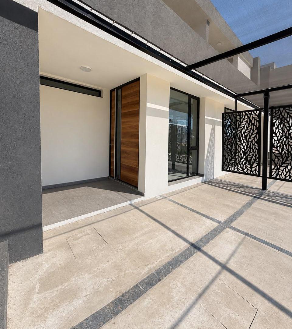 Foto de VENTA DUPLEX DE CATEGORIA 3 DORMITORIOS COLINA DE MANANTIALES, imagen 3