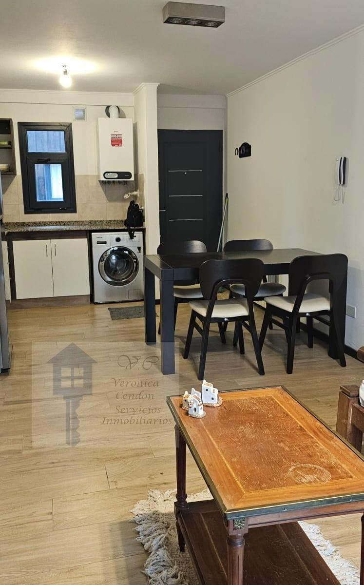 Vendo Moderno Departamento en Pleno Centro de San Martin de Los Andes 5