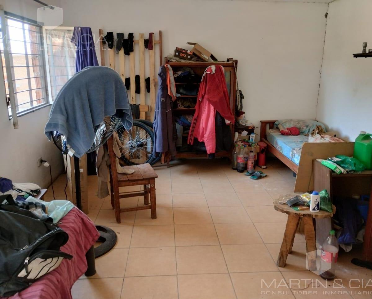 Galpón con Oficinas Sobre Av Las Malvinas 3