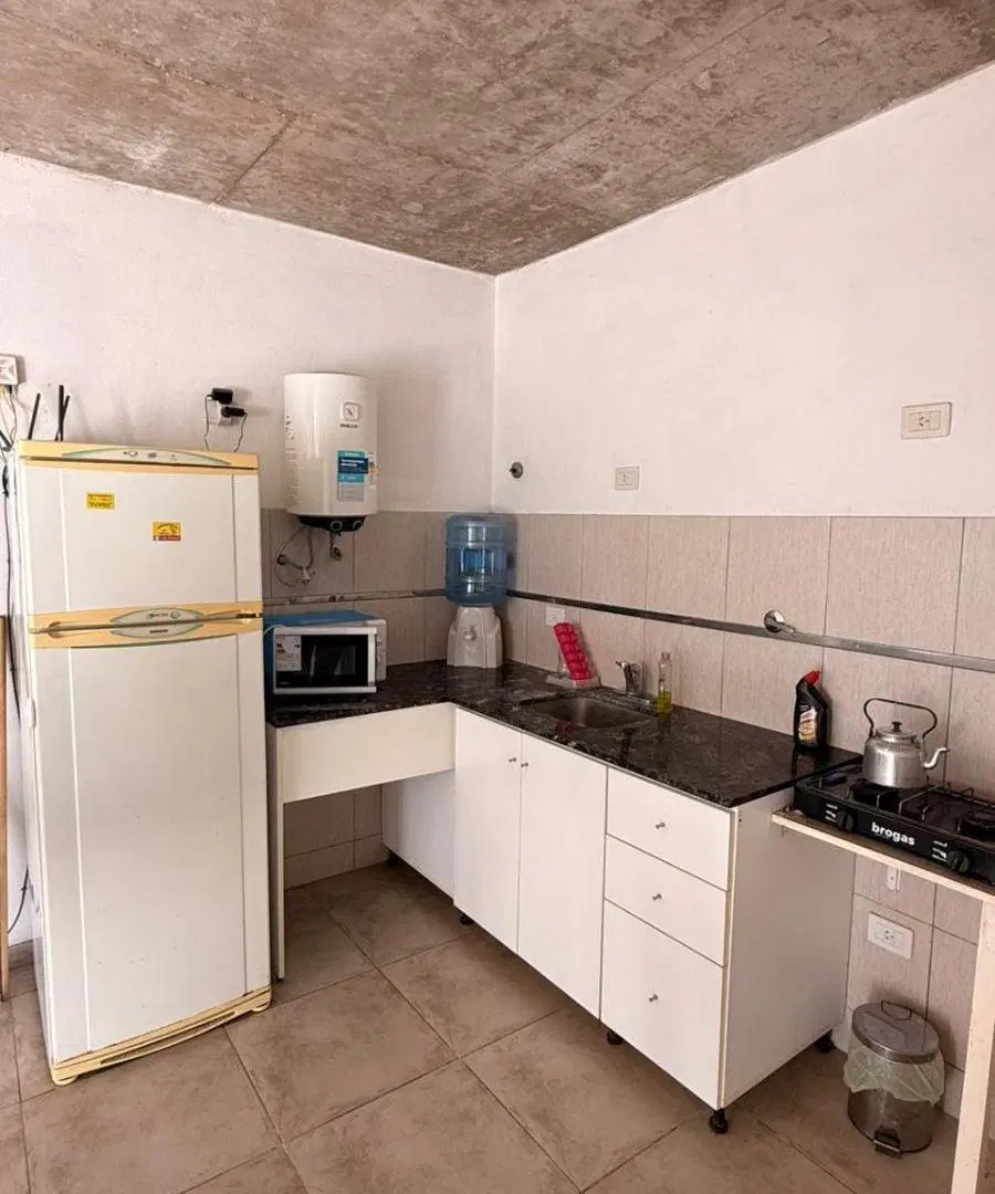Departamento en alquiler de 1 dormitorio - San Lorenzo. 1