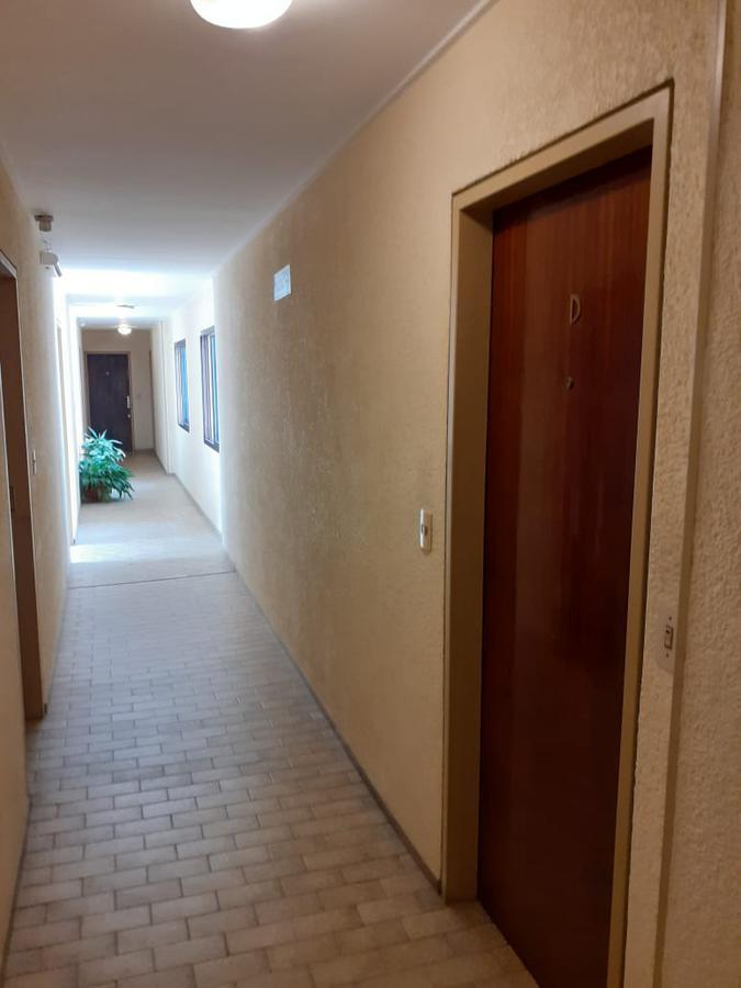 Departamento de Dos Dorm. con Cochera. 2