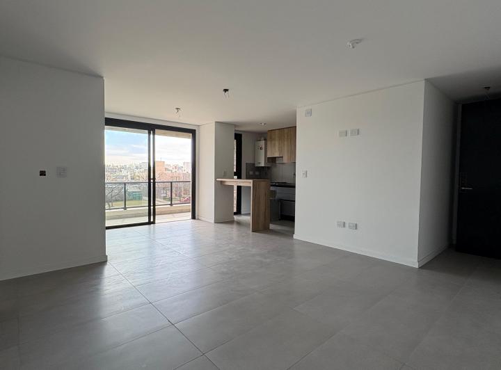 Departamento de 3 dormitorios en alquiler. Casonas de los Arcos 1