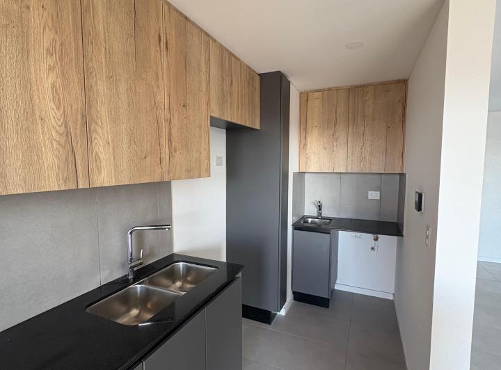 Departamento de 3 dormitorios en alquiler. Casonas de los Arcos 4