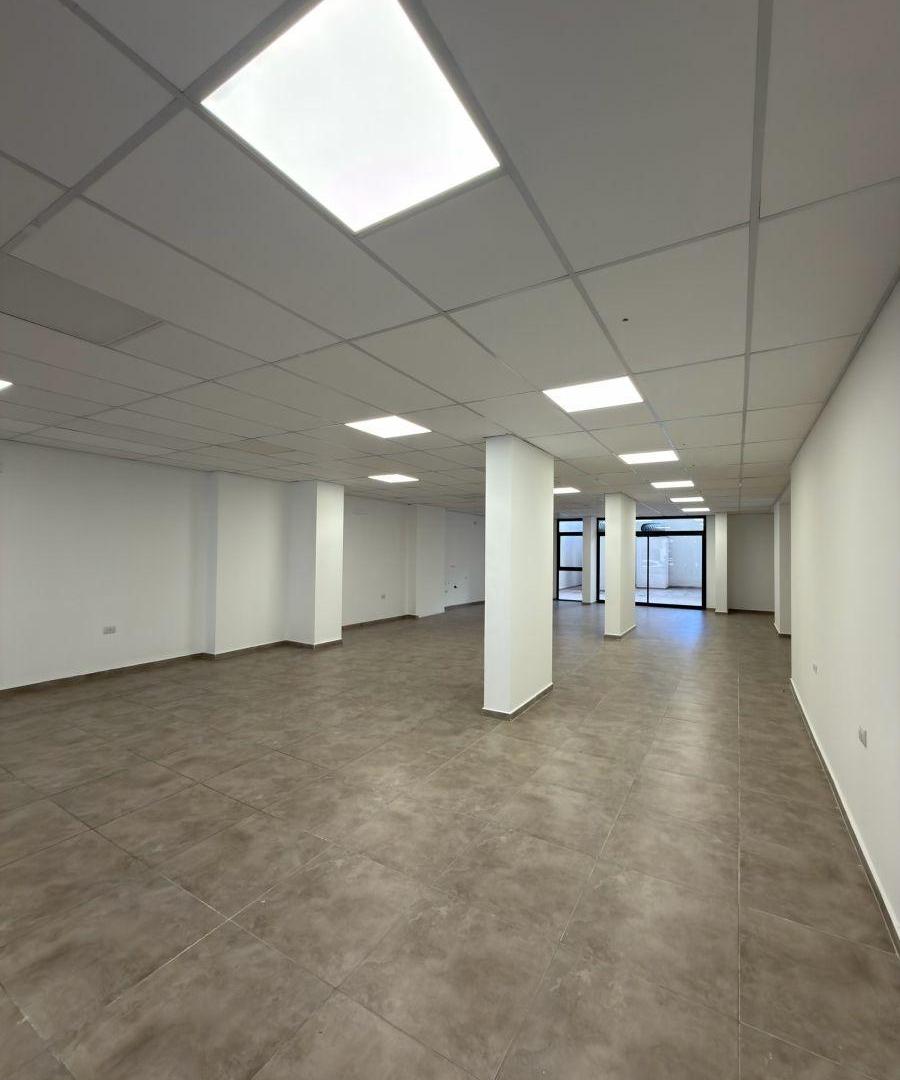 Foto de Local comercial en venta y alquiler. Nueva Cordoba, imagen 2