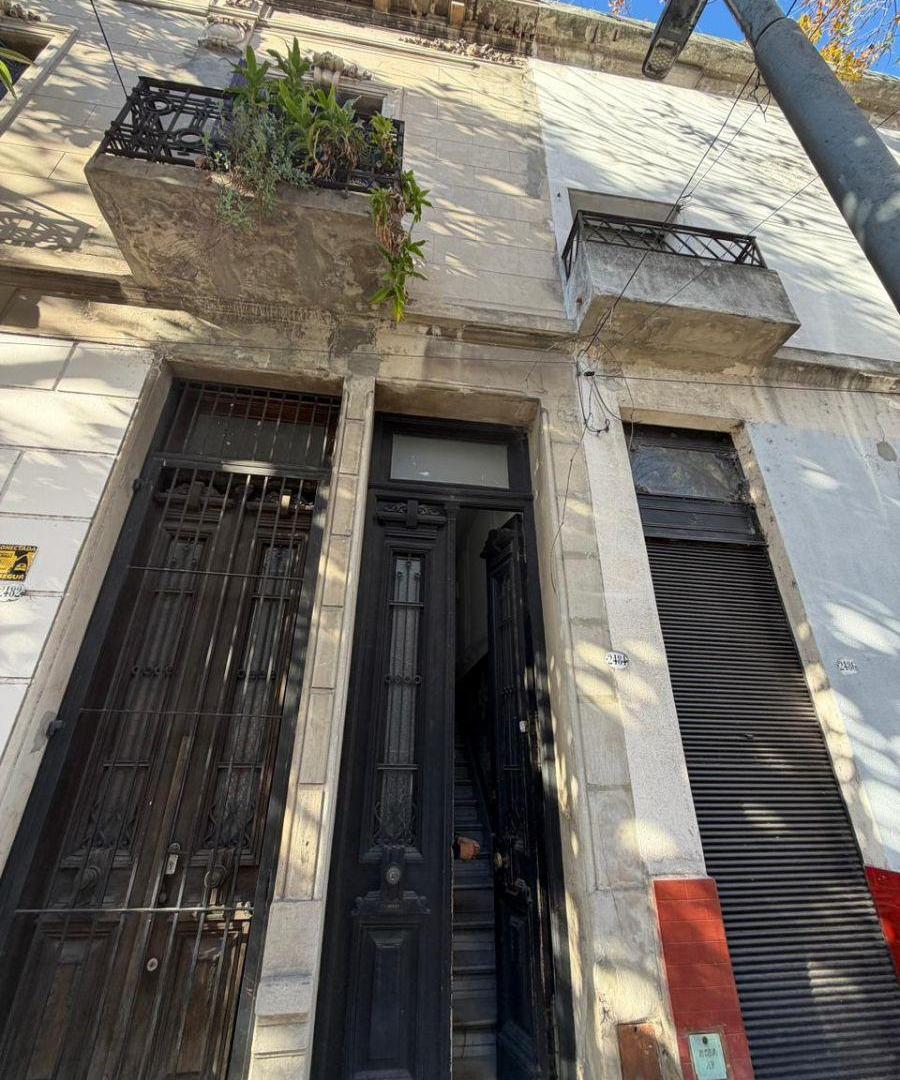 PH de 90 m² con 4 dormitorios en venta y alquiler en Flores Norte