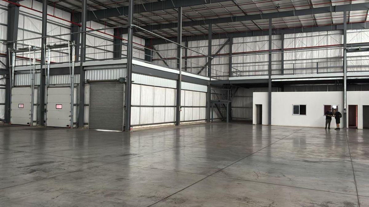 Foto de DEPOSITO-GALPON de 3200 m² en alquiler en POLO INDUSTRIAL NORLOG BENAVIDEZ, imagen 1