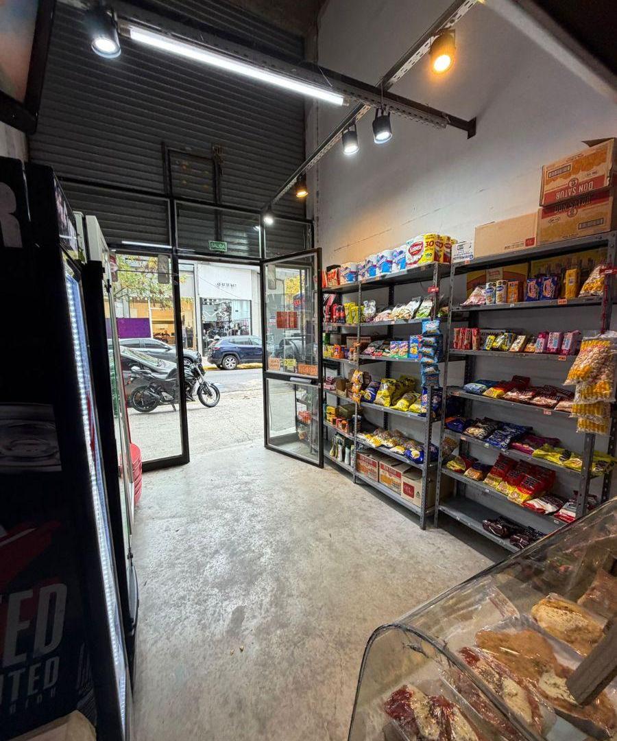 Foto de LOCAL EN ALQUILER EN FLORES- EN HELGUERA AL 700, imagen 3